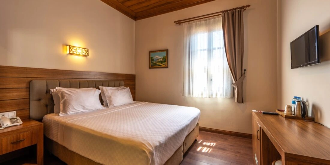 Economy Room (for 2 People)